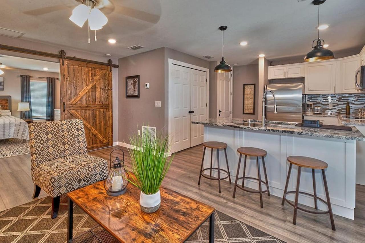 Cozy Haven Attached To Million Home - South Tampa Exteriér fotografie